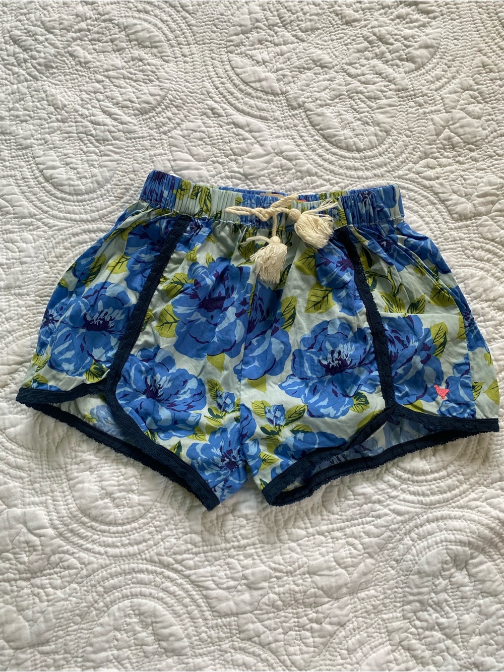 Pink Chicken Girls Blue Peonies Floral Cotton Millie Shorts - Picture 3 of 3